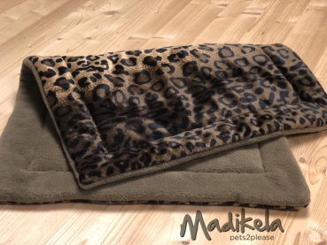 Preview: Kuscheldecke Tierfell Leo braun 50 x 70 cm Preview: Kuscheldecke Tierfell Leo braun 50 x 70 cm